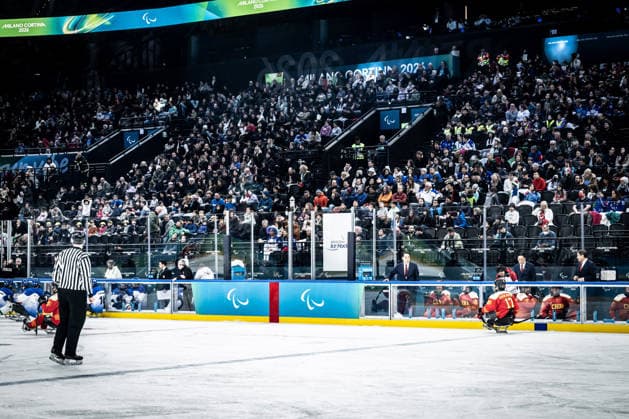 March 9, 2026, Milan, Lombardy, Italy: Para Ice hockey, Eishockey match between China and Italy Preliminary Round - Group A (ITA-CHN) during the Milano Cortina 2026 Winter Paralympics: Day 3 at the Milano Santagiulia Ice Hockey Arena. China defeat Italy 11-1. Milan Italy - ZUMAk331 20260309_oly_k331_375 Copyright: xRalfxKuckuckx