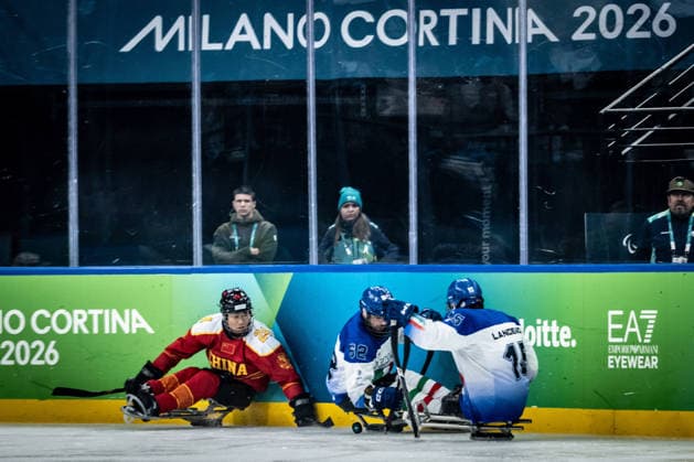 March 9, 2026, Milan, Lombardy, Italy: Para Ice hockey, Eishockey match between China and Italy Preliminary Round - Group A (ITA-CHN) during the Milano Cortina 2026 Winter Paralympics: Day 3 at the Milano Santagiulia Ice Hockey Arena. China defeat Italy 11-1. Milan Italy - ZUMAk331 20260309_oly_k331_379 Copyright: xRalfxKuckuckx