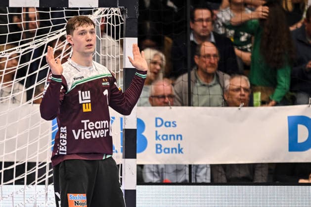 Goeppingen, Deutschland, 09.03.26: Torwart Julian Buchele (FRISCH AUF! Goeppingen) gestikuliert, gestik waehrend des Daikin Handball Bundesliga Spiels zwischen FRISCH AUF! Goeppingen vs ThSV Eisenach in der EWS Arena am 09. März 2026 in Goeppingen, Deutschland. (Foto von Harry Langer DeFodi Images) Goeppingen, Germany, 09.03.26: Torwart Julian Buchele (FRISCH AUF! Goeppingen) gestures during the Daikin Handball Bundesliga match between FRISCH AUF! Goeppingen vs ThSV Eisenach at EWS Arena on March 9, 2026 in Goeppingen, Germany. (Photo by Harry Langer DeFodi Images) (Photo by Harry Langer DeFodi Images) -