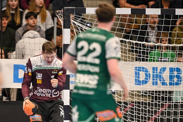 Goeppingen, Deutschland, 09.03.26: Torwart Julian Buchele (FRISCH AUF! Goeppingen) gestikuliert, gestik waehrend des Daikin Handball Bundesliga Spiels zwischen FRISCH AUF! Goeppingen vs ThSV Eisenach in der EWS Arena am 09. März 2026 in Goeppingen, Deutschland. (Foto von Harry Langer DeFodi Images) Goeppingen, Germany, 09.03.26: Torwart Julian Buchele (FRISCH AUF! Goeppingen) gestures during the Daikin Handball Bundesliga match between FRISCH AUF! Goeppingen vs ThSV Eisenach at EWS Arena on March 9, 2026 in Goeppingen, Germany. (Photo by Harry Langer DeFodi Images) (Photo by Harry Langer DeFodi Images) -