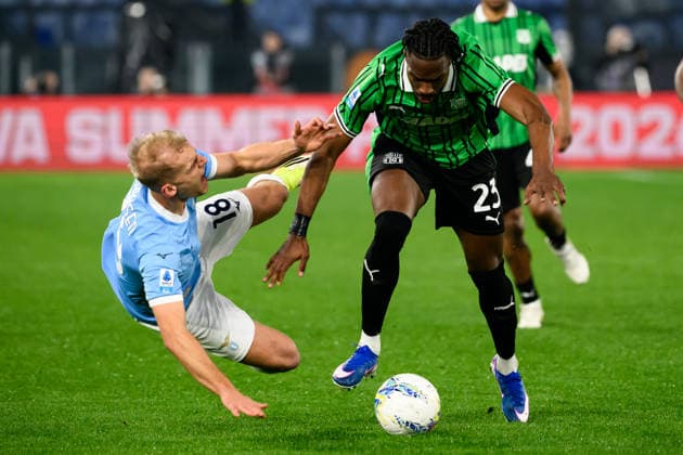 Gustav Isaksen of SS Lazio and Ulisses Garcia of US Sassuolo Calcio compete for the ball during the Serie A 2025 2026 football match between SS Lazio and US Sassuolo at Stadio Olimpico in Rome (Italy), March 9, 2026. AndreaxStaccioli