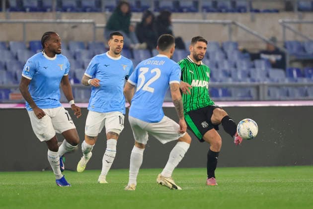 9th March 2026, Stadio Olimpico, Rome, Italy; Italian Serie A Football; Lazio versus Sassuolo; Domenico Berardi of US Sassuolo Calcio under pressure from Danilo Cataldi of SS Lazio  EmanuelexPennacchio