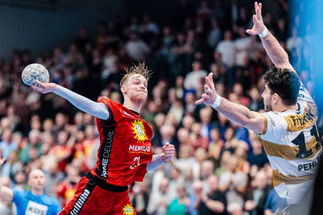 v.l. Niko Blaauw (TuS N-Luebbecke, 23), Doruk Pehlivan (HC Elbflorenz 2006, 11) GER, TuS N-Luebbecke vs. HC Elbflorenz 2006, Handball, 2. Bundesliga, 23. Spieltag, Spielzeit 2025 2026, 09.03.2026 GER, TuS N-Luebbecke vs. HC Elbflorenz 2006, Handball, 2. Bundesliga, 23. Spieltag, Spielzeit 2025 2026, 09.03.2026 Luebbecke Copyright: xEibner-Pressefoto JanxRollingerx EP_JSK