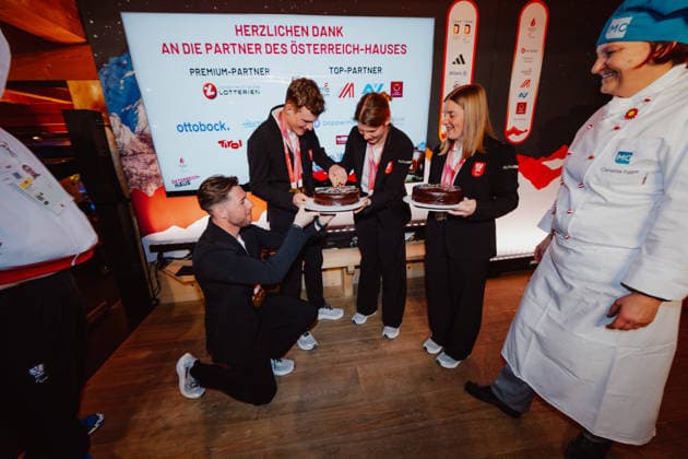 PARALYMPICS - Winter Paralympics Milano Cortina 2026 CORTINA D AMPEZZO,ITALY,09.MAR.26 - PARALYMPICS - Paralympic Winter games, Winterspiele,Spiele, Summer games Milano Cortina 2026, Austria House, Kaernten-Abend. Image shows Nico Haberl (AUT), Johannes Aigner (AUT), Veronika Aigner (AUT) and Lilly Sammer (AUT). Keywords: medal  GEPAxpictures xAlexanderxSolc