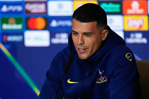 March 9, 2026, Madrid, Madrid, Spain: Pedro Porro of Tottenham Hotspur attends his press conference, PK, Pressekonferenz ahead of their UEFA Champions League 2025 26 match against Atletico de Madrid at Riyadh Air Metropolitano on March 09, 2026, in Madrid, Spain. Tottenham Hotspur Press Conference - UEFA Champions League 2025 26  - ZUMAa181 20260309_zaa_a181_123 Copyright: xDennisxAgyemanx