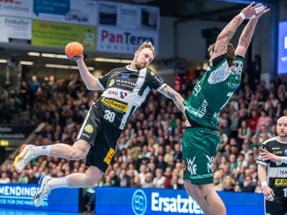 Dominik Solak (ThSV Eisenach, 30) wirft aus dem Rueckraum, Frisch Auf Goeppingen vs. ThSV Eisenach, Handball, 1. Bundesliga, Herren, Spielzeit 2025 2026, 09.03.2026, Frisch Auf Goeppingen vs. ThSV Eisenach, Handball, 1. Bundesliga, Herren, Spielzeit 2025 2026, 09.03.2026 Goeppingen Copyright: xEibner-Pressefoto MichaelxSchmidx EP_MST