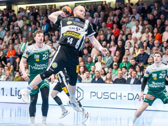 Peter Walz (ThSV Eisenach, 14) kommt am Kreis frei zum Wurf, Frisch Auf Goeppingen vs. ThSV Eisenach, Handball, 1. Bundesliga, Herren, Spielzeit 2025 2026, 09.03.2026, Frisch Auf Goeppingen vs. ThSV Eisenach, Handball, 1. Bundesliga, Herren, Spielzeit 2025 2026, 09.03.2026 Goeppingen Copyright: xEibner-Pressefoto MichaelxSchmidx EP_MST
