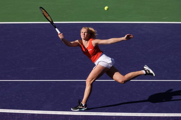Tennis 2026: BNP Paribas Open, March 9, 2026 March 9, 2026: Katerina Siniakova (CZE) in action against Mirra Andreeva during their third round match at the BNP Paribas Open on March 9, 2026, held at the Indian Wells Tennis Garden in Indian Wells, California. (Credit Image: Mal Taam Cal Media) Indian Wells California USA EDITORIAL USE ONLY Copyright: xx ZUMA-20260309_zma_c04_178.jpg MalxTaamx csmphotothree478976