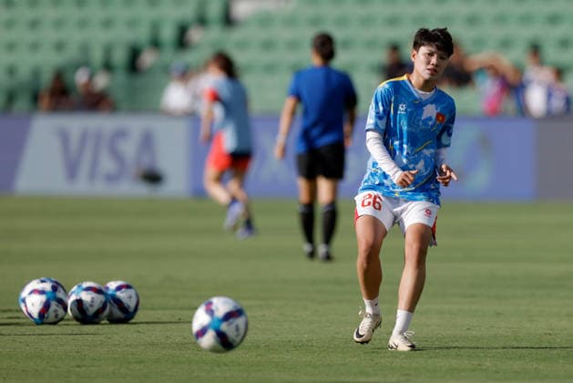 SOCCER ASIAN CUP JAPAN VIETNAM, Vu Thi Hoa of Vietnam is seen warming up before the AFC Women™s Asian Cup Group C match between Japan and Vietnam at HBF Park in Perth, Tuesday, March 10, 2026. ( NO ARCHIVING, EDITORIAL USE ONLY PERTH WESTERN AUSTRALIA AUSTRALIA  Copyright: xRICHARDxWAINWRIGHTx 20260310145288402436