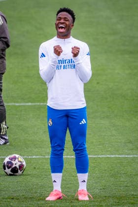 Real Madrid CF Training Session And press conference, PK, Pressekonferenz - UEFA Champions League 2025 26 Round of 16 First Leg Vinicius Junior of Real Madrid is seen training with his teammates during the Training Session and Press Conference ahead of the UEFA Champions League 2025 26 Round of 16 First Leg against Manchester City FC at Ciudad Real Madrid on March 10, 2026 in Madrid, Spain. Valdebebas Ciudad Real Madrid Madrid Spain Copyright: xAlbertoxGardinx AGardin_20260310_Foot_Champ_Rea_Mad_Press_0294