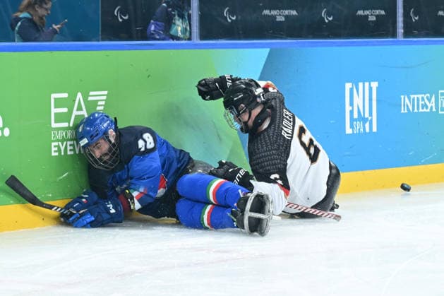 Para Ice hockey, Eishockey - Millano Cortina 2026 Winter Paralympics: Day 4 Para Ice Hockey - Milano Cortina 2026 Winter Paralympics: Day 4 MILANO SANTAGIULIA ICE HOCKEY ARENA MILANO, ITALY - MARCH 10: Preliminary Round - Group A Italy - Germany Check by RAEDLER Hugo (No. 6, Athlet, Defender, 17.12.1978, Club ESV Dachau Woodpeckers) Impressions of Team Para Ice Hockey Germany playing Team ITA at March 10 at the Milano Cortina 2026 Winter Paralympics Para Ice Hockey Tournament in the Milano Santagiulia Ice Hockey Arena at day 4. (Photo by RALF KUCKUCK) Copyright 2026 Ralf Kuckuck Milano Milano Santagiulia Ice Hockey Arena Baden-Württemberg Italy