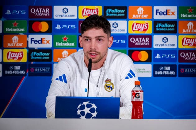Real Madrid CF Training Session And press conference, PK, Pressekonferenz - UEFA Champions League 2025 26 Round of 16 First Leg MADRID, SPAIN - MARCH 10: Federico Valverde of Real Madrid speaks during the Training Session and Press Conference ahead of the UEFA Champions League 2025 26 Round of 16 First Leg against Manchester City FC at Ciudad Real Madrid on March 10, 2026 in Madrid, Spain. (Photo by Alberto Gardin Eurasia Images Getty Images) Madrid Estadio Santiago Bernabeu Spain Copyright: xEurasiaxSportxImagesx ag6_rea_mad_press_10Mar2026_md_0401