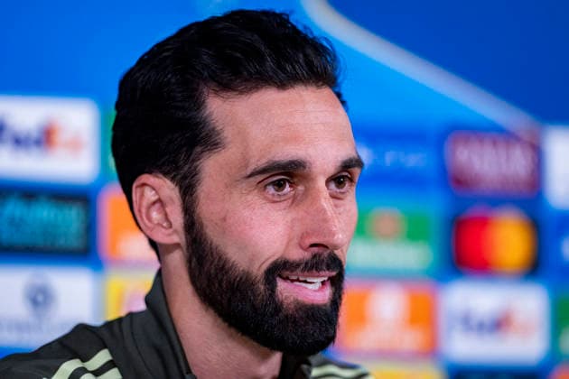 Real Madrid CF Training Session And press conference, PK, Pressekonferenz - UEFA Champions League 2025 26 Round of 16 First Leg MADRID, SPAIN - MARCH 10: Alvaro Arbeloa, head coach of Real Madrid, speaks during the Training Session and Press Conference ahead of the UEFA Champions League 2025 26 Round of 16 First Leg against Manchester City FC at Ciudad Real Madrid on March 10, 2026 in Madrid, Spain. (Photo by Alberto Gardin Eurasia Images Getty Images) Madrid Estadio Santiago Bernabeu Spain Copyright: xEurasiaxSportxImagesx ag6_rea_mad_press_10Mar2026_md_0533
