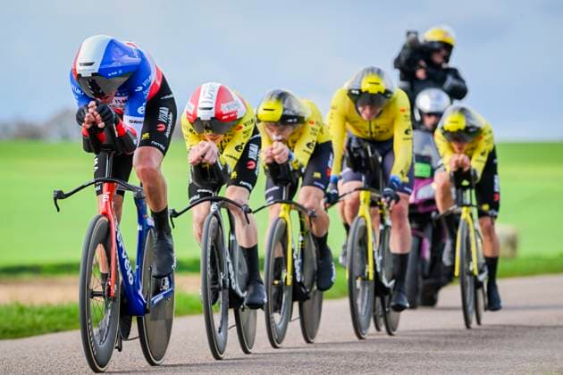 Paris Nice 2026 Stage 3 POUILLY-SUR-LOIRE, FRANCE - MARCH 10 : Armirail Bruno (FRA) of Team Visma Lease a Bike leading Team Visma I Lease a Bike, Vingegaard Jonas (DEN) of Team Visma Lease a Bike, Campenaerts Victor (BEL) of Team Visma Lease a Bike during stage 3 of the 84th edition of Paris - Nice an UCI World Tour 2.UWT Team Time Trial stage for Men Elite of 23.5 km with start in Cosne-Cours-sur-Loire and finish in Pouilly-sur-Loire on March 10, 2026 in Pouilly-sur-Loire, France, 10 03 2026 ( Motordriver Guy De Vuyst - Pouilly-sur-Loire France  Copyright: xNicoxVereeckenx