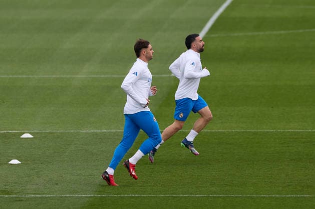 March 10, 2026, Madrid, Spain: Raul Asencio (L) of Real Madrid CF and Daniel Carvajal (R) of Real Madrid CF seen in action during the training session at Ciudad Real Madrid, on the eve of the UEFA Champions League 2025 2026 Round of 16 first leg football match between Real Madrid CF and Manchester City. Real Madrid CF Training Session And press conference, PK, Pressekonferenz In Spain - 10 Mar 2026  - ZUMAs197 20260310_aaa_s197_018 Copyright: xFedericoxTitonex