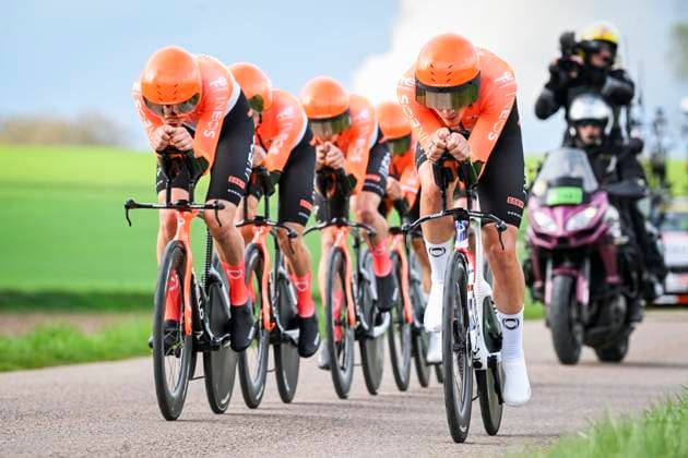 Paris Nice 2026 Stage 3 POUILLY-SUR-LOIRE, FRANCE - MARCH 10 : Team INEOS Grenadiers in action during stage 3 of the 84th edition of Paris - Nice an UCI World Tour 2.UWT Team Time Trial stage for Men Elite of 23.5 km with start in Cosne-Cours-sur-Loire and finish in Pouilly-sur-Loire on March 10, 2026 in Pouilly-sur-Loire, France, 10 03 2026 ( Motordriver Guy De Vuyst - Pouilly-sur-Loire France  Copyright: xNicoxVereeckenx