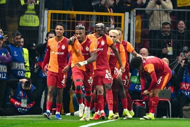 Galatasaray v Liverpool - UEFA Champions League ISTANBUL, TURKIYE - MARCH 10: Galatasaray players celebrate after scoring during the UEFA Champions League round of 16 first leg match between Galatasaray and Liverpool at RAMS Park in Istanbul, Turkiye, on March 10, 2026. Cem Tekkesinoglu Anadolu Istanbul Turkey. Editorial use only. Please get in touch for any other usage.  Copyright: x2026xAnadoluxCemxTekkesinoglux
