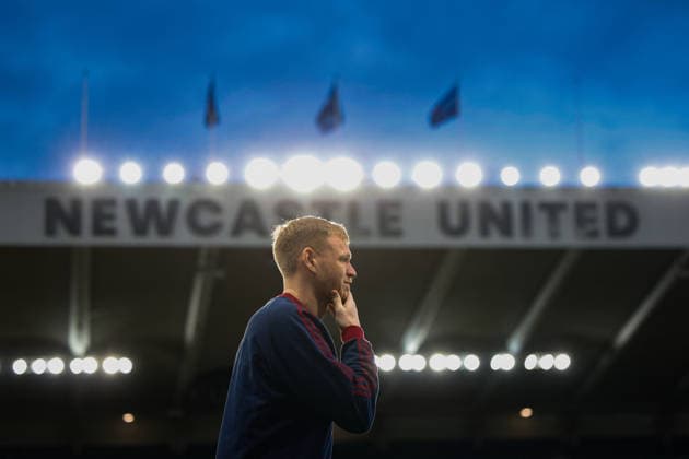 Newcastle United v Barcelona, Champions League Aaron Ramsdale of Newcastle United arrives for todays game during the Champions League match between Newcastle United and Barcelona at St. James s Park, Newcastle, UK on 10 March 2026. Newcastle St. James s Park Tyne and Wear UK Editorial use only , Copyright: xCraigxCowanx PSI-23867-0020