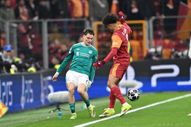 Galatasaray v Liverpool - UEFA Champions League ISTANBUL, TURKIYE - MARCH 10: Galatasaray’s Gabriel Sara (R) competes against Liverpool’s Florian Wirtz (7) during the UEFA Champions League round of 16 first leg match between Galatasaray and Liverpool at RAMS Park in Istanbul, Turkiye, on March 10, 2026. Isa Terli Anadolu Istanbul Turkey. Editorial use only. Please get in touch for any other usage.  Copyright: x2026xAnadoluxIsaxTerlix