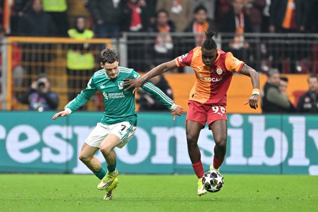 Galatasaray v Liverpool - UEFA Champions League ISTANBUL, TURKIYE - MARCH 10: Galatasaray’s Wilfried Singo (90) competes against Liverpool’s Florian Wirtz (7) during the UEFA Champions League round of 16 first leg match between Galatasaray and Liverpool at RAMS Park in Istanbul, Turkiye, on March 10, 2026. Isa Terli Anadolu Istanbul Turkey. Editorial use only. Please get in touch for any other usage.  Copyright: x2026xAnadoluxIsaxTerlix
