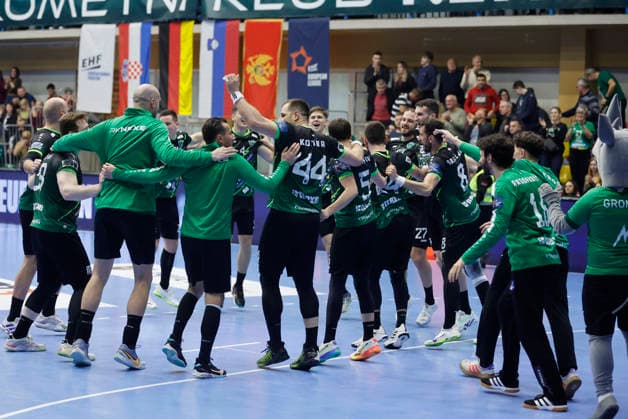 RK Nexe v Recken v TSV Hannover-Burgdorf - EHF European League Men 2025 2026 RNASICE, CROATIA - MARCH 10: RK Nexe players celebrate victory after the EHF European League Men 2025 2026 match between RK Nexe and Recken - TSV Hannover-Burgdorf at Sports Hall King Tomislav on March 10, 2026 in Nasice, Croatia.  DavorxJavorovic PIXSELL