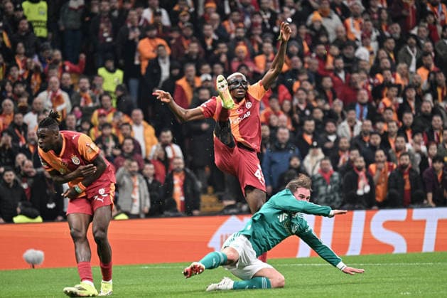 Galatasaray v Liverpool - UEFA Champions League ISTANBUL, TURKIYE - MARCH 10: Galatasaray’s Victor Osimhen (45) competes against Liverpool’s Alexis Mac Allister (R) during the UEFA Champions League round of 16 play-off first leg match between Galatasaray and Liverpool at RAMS Park in Istanbul, Turkiye, on March 10, 2026. Elif Ozturk Anadolu Istanbul Turkey. Editorial use only. Please get in touch for any other usage.  Copyright: x2026xAnadoluxElifxOzturkx