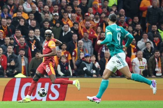 ISTANBUL, TURKEY, MAR. 10, 2026 SOCCER UEFA CHAMPIONS LEAGUE ROUND OF 16 1ST LEG, GALATASARAY vs. LIVERPOOL Victor Osimhen of Galatasaray A.S. and Virgil Van Dijk of Liverpool FC in duel ISTANBUL ISTANBUL, TURKEY RAMS Park RAMS Park, Istanbul TURKEY