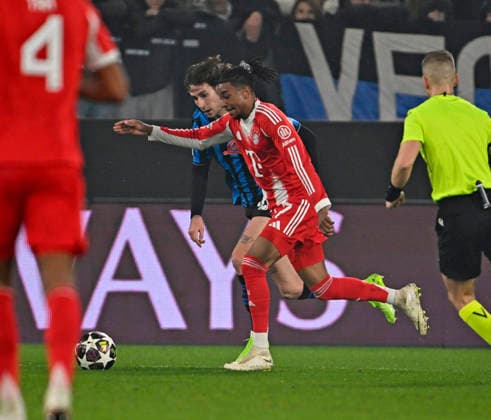 10.03.2026, Fussball UEFA Championsleague 2025 2026: Achtelfinale, Atalanta Bergamo - FC Bayern München, in der New Balance Arena (Bergamo, Italien), Michael Olise (FC Bayern München) trifft zum 0:2