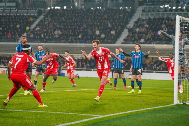 Italien: Fussball UEFA Champions League 2025 - 2026, Achtelfinale - Atalanta Bergamo vs FC Bayern München - New Balance Arena (Bergamo): Tor und Torjubel zum 0:1 durch Luis Diaz Luis Diaz (FC Bayern München, 14) Freude, Emotionen, Jubel Copyright: xJOERANxSTEINSIEKx