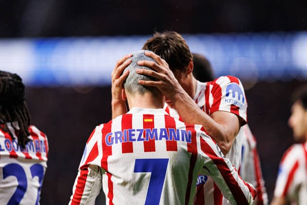 Robin Le Normand and Antoine Griezmann seen celebrating after goal during UEFA Champions League round of 16 game between teams of Atletico de Madrid and Tottenham Hotspur Football Club (Joao Gregorio Ball Raw Images) Madrid Riyadh Air Metropolitano Spain Copyright: xJoaoxGregoriox joaogregorio_atletico_tottenham_2526joaogregorio_atletico_tottenham0079