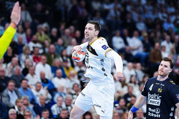 Wurf Tor Hendrik Pekeler (THW Kiel, 61) GER, THW Kiel vs. SG Flensburg-Handewitt, Handball, EHF European League, Hauptrunde, Saison 2025 2026, 10.03.2026 GER, THW Kiel vs. SG Flensburg-Handewitt, Handball, EHF European League, Hauptrunde, Saison 2025 2026, 10.03.2026 Kiel Copyright: xEibner-Pressefoto MarcelxvonxFehrnx EP_MFN