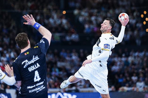 Wurf Tor Domagoj Duvnjak (THW Kiel, 04) GER, THW Kiel vs. SG Flensburg-Handewitt, Handball, EHF European League, Hauptrunde, Saison 2025 2026, 10.03.2026 GER, THW Kiel vs. SG Flensburg-Handewitt, Handball, EHF European League, Hauptrunde, Saison 2025 2026, 10.03.2026 Kiel Copyright: xEibner-Pressefoto MarcelxvonxFehrnx EP_MFN