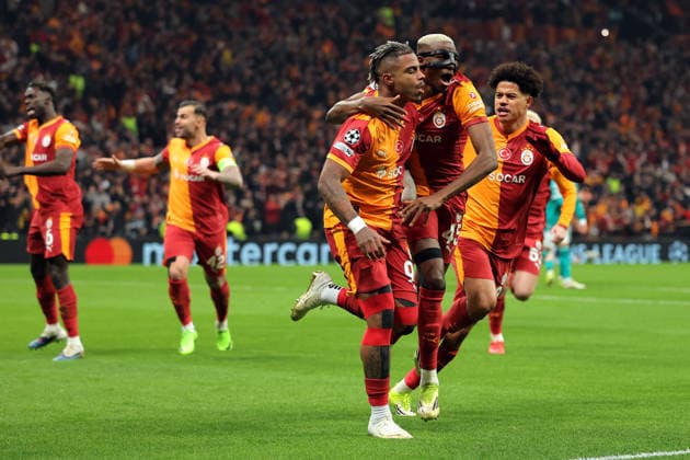 2026-03-10 Galatasaray SK v Liverpool FC - UEFA Champions League 2025 26 Round of 16 First Leg ISTANBUL, TURKEY - MARCH 10: Mario Lemina of Galatasaray SK celebrates after scoring the team s first goal with Mario Lemina of Galatasaray SK and Gabriel Sara of Galatasaray SK during the UEFA Champions League 2025 26 Round of 16 First Leg match between Galatasaray SK and Liverpool FC at Ali Sami Yen Spor Kompleksi on March 10, 2026 in Istanbul, Turkey. (Photo by BSR Agency) Istanbul Turkey Content not available for redistribution in The Netherlands directly or indirectly through any third parties. Copyright: xBSRxAgencyx