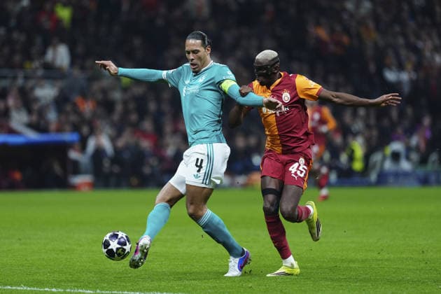 Galatasaray v Liverpool - UEFA Champions League ISTANBUL, TURKIYE - MARCH 10: Victor Osimhen (45) of Galatasaray in action against Virgil van Dijk (4) of Liverpool during the UEFA Champions League round of 16 play-off first leg match between Galatasaray and Liverpool at RAMS Park in Istanbul, Turkiye, on March 10, 2026. Bunyamin Celik Anadolu Istanbul Turkey. Editorial use only. Please get in touch for any other usage.  Copyright: x2026xAnadoluxBunyaminxCelikx