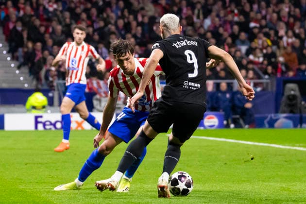 Atletico de Madrid v Tottenham Hotspur FC - UEFA Champions League 2025 26 Round of 16 Atletico de Madrid v Tottenham Hotspur FC - UEFA Champions League 2025 26 Round of 16 First Leg match Robin Le Normand player of Atletico de Madrid and Richardlison during the UEFA Champions League 2025 26 Round of 16 First Leg match between Atletico de Madrid and Tottenham Hotspur FC at Estadio Riyadh Air Metropolitano on March 10, 2026 in Madrid, Spain. Madrid Madrid Spain Copyright: xALEJANDROxMATIASx