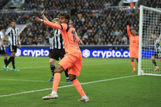 Newcastle United v FC Barcelona, Barca 10 March 2026 Newcastle-upon-Tyne - UEFA Champions League - Round of 16 (1st Leg) - Newcastle United v FC Barcelona - Lamine Yamal of Barcelona appeals for a decision - Photo: Simon Stacpoole Offside. Newcastle-upon-Tyne UK Copyright: xSimonxStacpoolexOffside