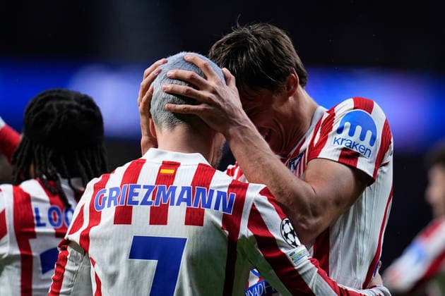 March 10, 2026, Madrid, Madrid, Spain: Robin Le Normand of Atletico de Madrid celebrates a goal with Antoine Griezmann of Atletico de Madrid during the UEFA Champions League 2025 26 Round of 16 First Leg match between Atletico de Madrid and Tottenham Hotspur at Riyadh Air Metropolitano on March 10, 2026, in Madrid, Spain. Atletico De Madrid V Tottenham Hotspur - UEFA Champions League 2025 26 Round Of 16 First Leg  - ZUMAa181 20260310_zaa_a181_155 Copyright: xDennisxAgyemanx