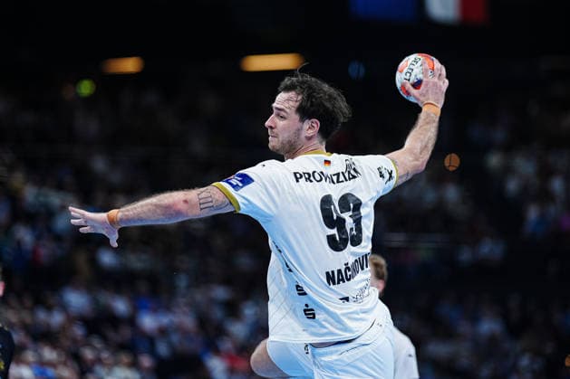 Wurf Tor Veron Nacinovic (THW Kiel, 93) GER, THW Kiel vs. SG Flensburg-Handewitt, Handball, EHF European League, Hauptrunde, Saison 2025 2026, 10.03.2026 GER, THW Kiel vs. SG Flensburg-Handewitt, Handball, EHF European League, Hauptrunde, Saison 2025 2026, 10.03.2026 Kiel Copyright: xEibner-Pressefoto MarcelxvonxFehrnx EP_MFN
