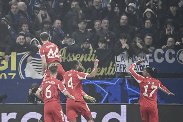 Atalanta v Bayern Munchen - UEFA Champions League BERGAMO, ITALY - MARCH 10: Josip Stanisic (L), of Bayern Munchen, celebrates with his teammates after scoring during the UEFA Champions League round of 16 first leg football match between Atalanta and Bayern Munchen at the Stadio di Bergamo, Italy, on March 10, 2026. Isabella Bonotto Anadolu Bergamo Italy. Editorial use only. Please get in touch for any other usage.  Copyright: x2026xAnadoluxIsabellaxBonottox