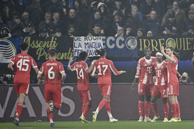 Atalanta v Bayern Munchen - UEFA Champions League BERGAMO, ITALY - MARCH 10: Serge Gnabry (2nd R), of Bayern Munchen, celebrates with his teammates after scoringduring the UEFA Champions League round of 16 first leg football match between Atalanta and Bayern Munchen at the Stadio di Bergamo, Italy, on March 10, 2026. Isabella Bonotto Anadolu Bergamo Italy. Editorial use only. Please get in touch for any other usage.  Copyright: x2026xAnadoluxIsabellaxBonottox