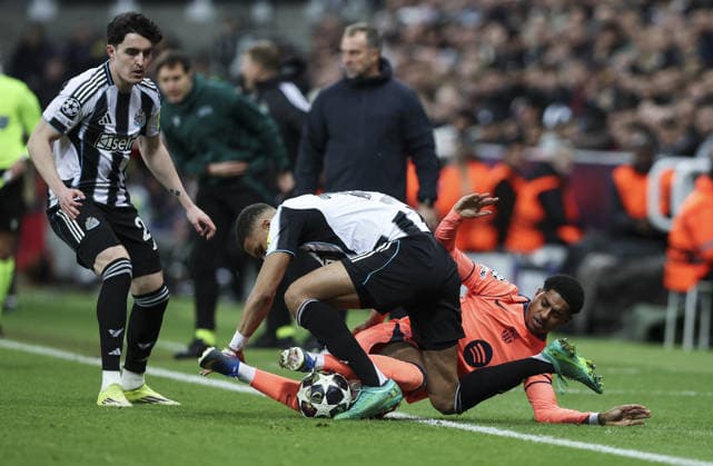 Newcastle v Barcelona, UEFA Champions League, Round of 16, 1st leg 10.03.26 Newcastle v Barcelona, UEFA Champions League, Round of 16, 1st leg Bradley Ormesher The Times Marcus Rashford Of Barcelona and Malick Thiaw of Newcastle United  Copyright: xBradleyxOrmesherx NINTCHDBPICT001065618679
