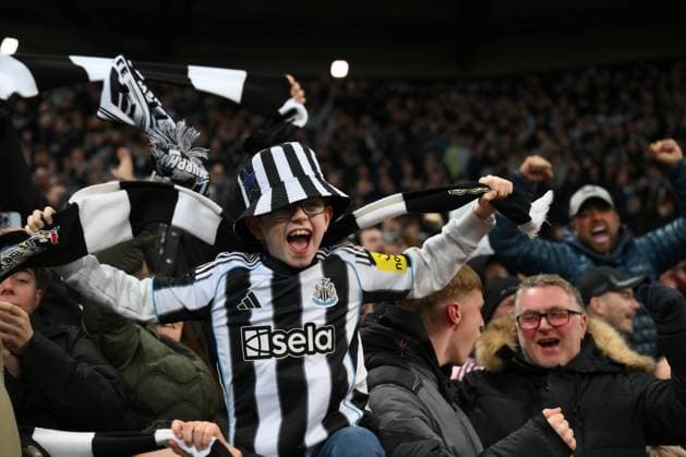 Newcastle fans celebrate the 1st goal scored by Harvey Barnes Newcastle United v Barcelona, UEFA Champions League, Round of 16, First Leg, Football, St James Park, Newcastle, UK - 10 Mar 2026Newcastle St James Park United Kingdom EDITORIAL USE ONLY No use with unauthorised audio, video, data, fixture lists, club league logos or live services. Online in-match use limited to 120 images, no video emulation. No use in betting, games or single club league player publications. Copyright: xRichardxLee Shutterstockx 16740284ca
