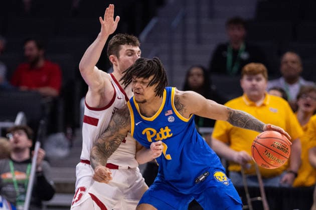 March 10, 2026: Pittsburgh Panthers forward Cameron Corhen (2) posts up against Stanford Cardinal forward AJ Rohosy (4) during the second half of the 2025 ACC Men s Baskeetball Championship at Spectrum Center in Charlotte, NC. ( ) Charlotte United States - ZUMAc04_ 20260310_zma_c04_154 Copyright: xScottxKinserx