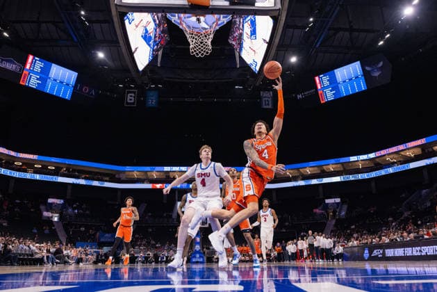 March 10, 2026: Syracuse Orange guard Nate Kingz (4) shoots the ball against the SMU Mustangs during the first half of the 2025 ACC Men s Baskeetball Championship at Spectrum Center in Charlotte, NC. ( ) Charlotte United States - ZUMAc04_ 20260310_zma_c04_193 Copyright: xScottxKinserx