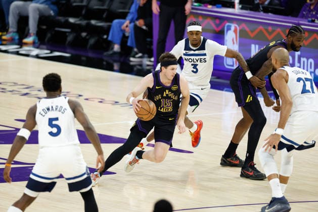 LOS ANGELES, CA - MARCH 10: Los Angeles Lakers guard Austin Reaves (15) dribbles the ball during the Minnesota Timberwolves vs Los Angeles Lakers game on March 10, 2026, at Crypto.com Arena in Los Angeles, CA. (Photo by Jevone Moore Icon Sportswire) NBA, Basketball Herren, USA MAR 10 Minnesota Timberwolves at Los Angeles Lakers EDITORIAL USE ONLY Icon20260310014