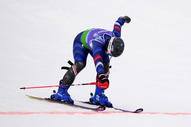 (260311) -- CORTINA D AMPEZZO, March 11, 2026 -- Aurelie Richard of France crosses the finish line during the para alpine skiing women s combined standing event at the Milan-Cortina 2026 Paralympic Winter games, Winterspiele,Spiele, Summer games in Cortina D ampezzo, Italy, March 10, 2026. ) (SP)ITALY-CORTINA D AMPEZZO-PARALYMPIC WINTER GAMES-PARA ALPINE SKIING-WOMEN S COMBINED-STANDING LianxYi 