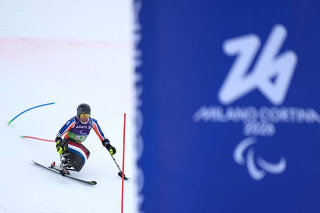(260311) -- CORTINA D AMPEZZO, March 11, 2026 -- Niels de Langen of the Netherlands competes during the Para Alpine Skiing Men s Alpine Combined Sitting event at the Milan-Cortina 2026 Paralympic Winter games, Winterspiele,Spiele, Summer games in Cortina D ampezzo, Italy, March 10, 2026. ) (SP)ITALY-CORTINA D AMPEZZO-PARALYMPIC WINTER GAMES-PARA ALPINE SKIING-MEN S ALPINE COMBINED-SITTING LianxYi 