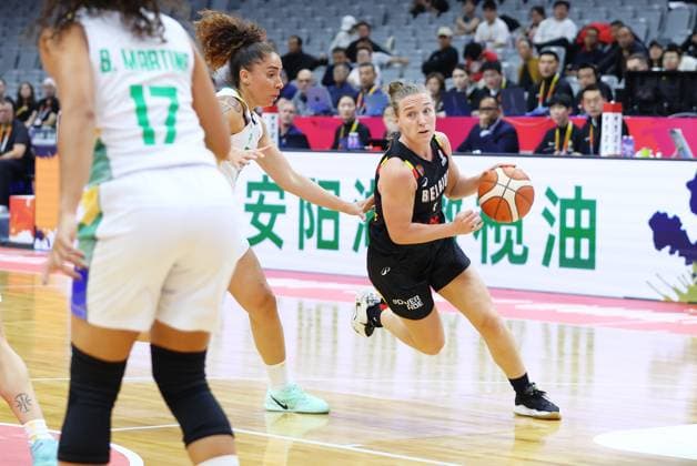 Belgium s Elise Ramette fights for the ball during a basket game between Brazil and Belgium s national team, Nationalteam Belgian Cats, in Wuhan, China, on Wednesday 11 March 2026, the first day (of 5) of the qualifications phase for the World Cup Basket tournament. NIKOLAxKRSTIC  x167124550x
