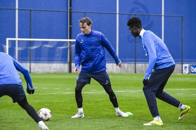 Genk s Matte Smets pictured in action during a training session of Belgian soccer team KRC Genk, Wednesday 11 March 2026 in Genk. The team is preparing for tomorrow s match against German Freiburg, the first leg of the 1 16 Finals of the UEFA Europa League tournament. TOM GOYVAERTS TomxGoyvaerts  x167126509x