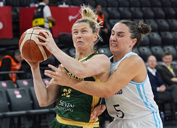 Argentina v Australia - FIBA Women s Basketball World Cup 2026 Qualifying Tournaments ISTANBUL, TURKIYE - MARCH 11: Argentina’s Flor Martinez (5) and Australia’s Zitina Aokuso (22) in action during the FIBA Women’s World Cup Qualifiers Group A basketball match at the Turkcell Basketball Development Center in Istanbul, Turkiye, on March 11, 2026. Esra Bilgin Anadolu Istanbul Turkey. Editorial use only. Please get in touch for any other usage.  Copyright: x2026xAnadoluxEsraxBilginx